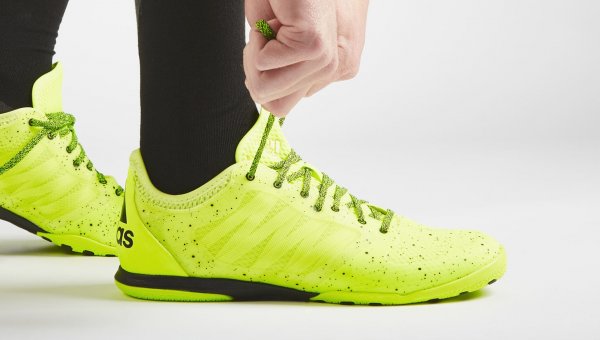 10 Sepatu Futsal Adidas yang Tepat untuk Menunjang Performa Anda di Lapangan