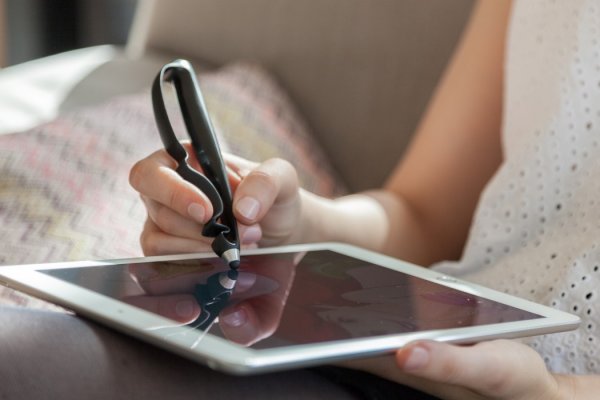 Do You Suffer from Pain or Discomfort When Writing? 10 Ergonomic Pens that Can Help You Get Comfortable Writing Again (2021)