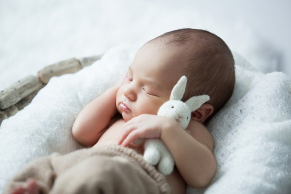 Jangan Sampai Terlewat, Inilah 10 Perlengkapan Bayi Newborn yg Harus Dibeli di 2023!
