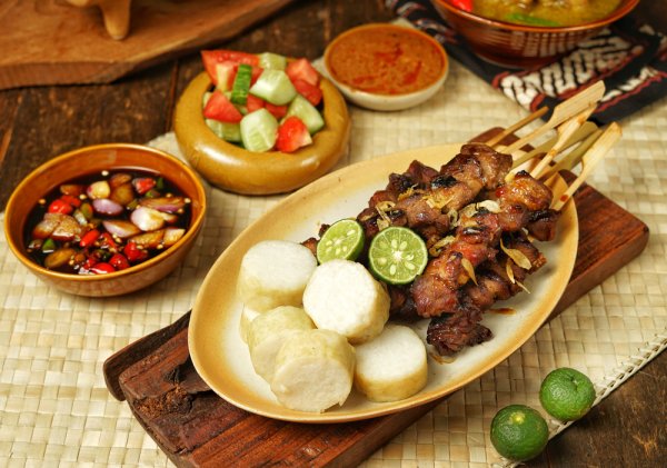 Menyusuri Kelezatan 12 Rekomendasi Restoran Sate Kambing di Surabaya, Dijamin Bikin Nagih! (2024)