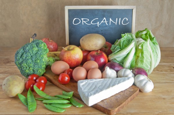 Terapkan Hidup Sehat dengan Mengonsumsi 10 Rekomendasi Bahan Makanan Organik ini, Rasanya Dijamin Enak! 