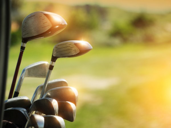 10 Rekomendasi Stick Golf Terbaik yang Bisa Kamu Pilih Sekarang Juga! (2023)