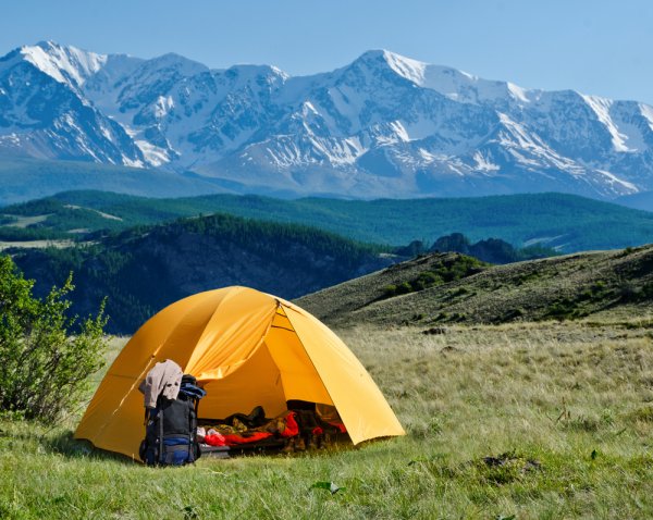 Camping Makin Asyik Dengan Rekomendasi Tenda Termurah di Tahun 2020 Ini!