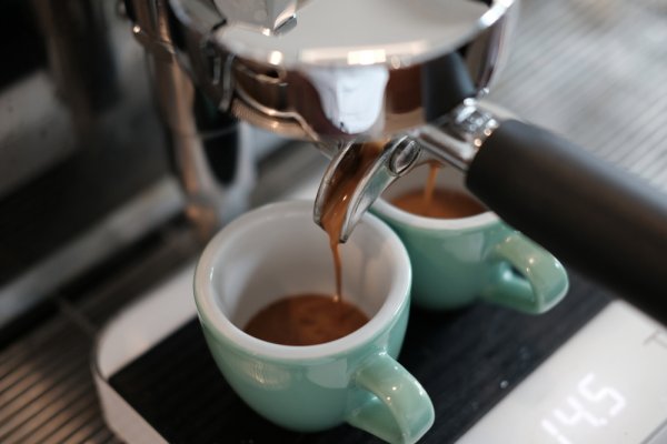10 Rekomendasi Mesin Kopi Espresso untuk Hasil Kopi yang Terbaik
