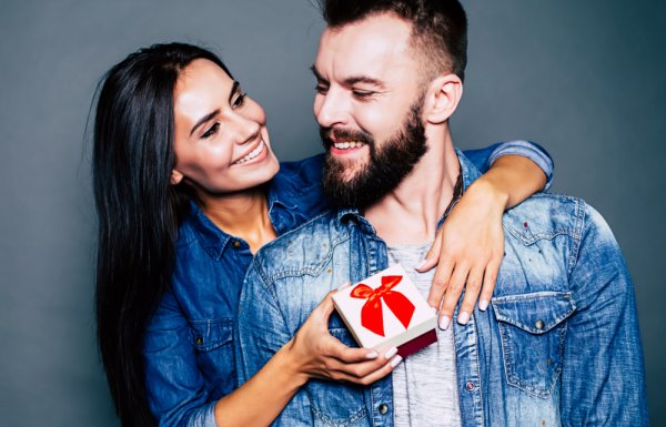 Make Your New Boyfriend Realise His Importance in Your Life: Endearing 2 Month Gifts for Boyfriend to Celebrate Your Love (2019)
