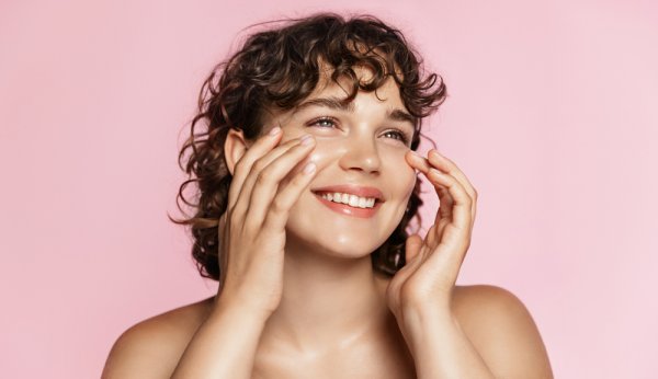 Murah dan Terbaik, Inilah 10 Rekomendasi Skincare Kulit Sehat dan Glowing untuk Para Wanita (2023)