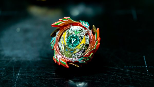 15 Beyblade Terkuat yang Wajib Anda Miliki: Rekomendasi Gasing Super Andal! (2023)