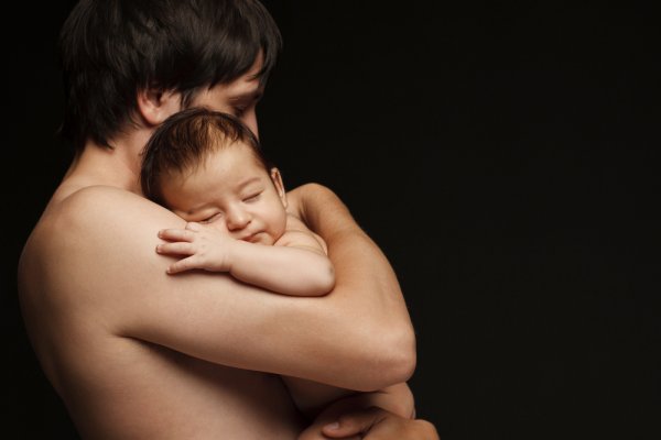 Ease Your Man into Parenthood with Special Gifts for Husband on Becoming a New Dad