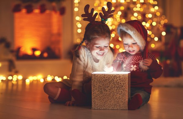 Top 10 món quà Noel cho trẻ em khiến bé thích mê (năm 2022)