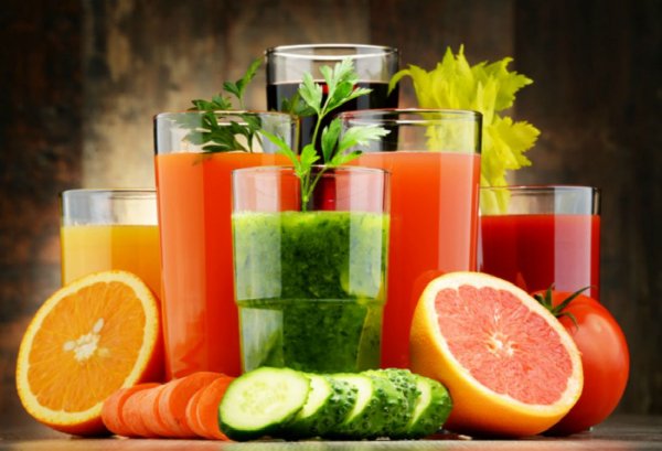 Beat the Flu with These Nutritious and Delicious Juices: 10 Immune Boosting Juices for the Flu Plus 5 Essential Nutrients to Fight Flu!