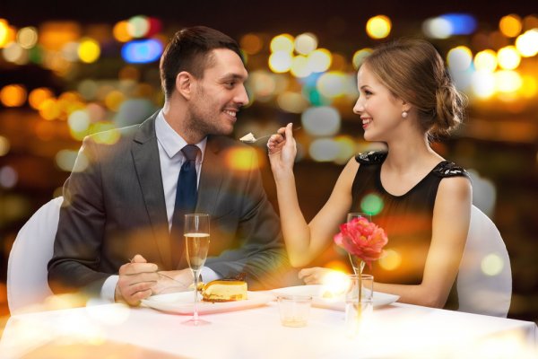 Valentine ăn tối ở đâu? Mách bạn 10 địa điểm ăn tối Valentine có không gian cực kỳ lãng mạn (năm 2023)
