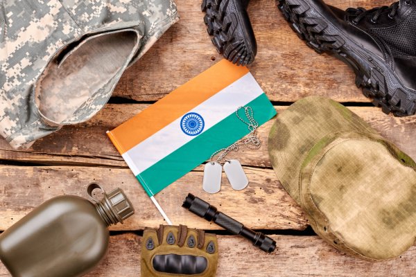 Have an Indian Military Man in Your Life? Thoughtful Deployment Gift ideas for Your Military Boyfriend	