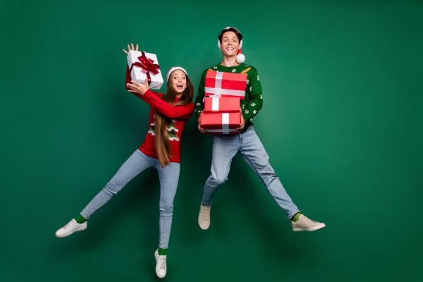 Gợi ý 10 món quà Noel độc lạ tặng bạn bè, người thân (năm 2021)