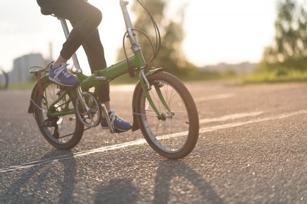 12 Rekomendasi Sepeda Lipat Murah Berkualitas, Bersepeda Lebih Menyenangkan (2023)