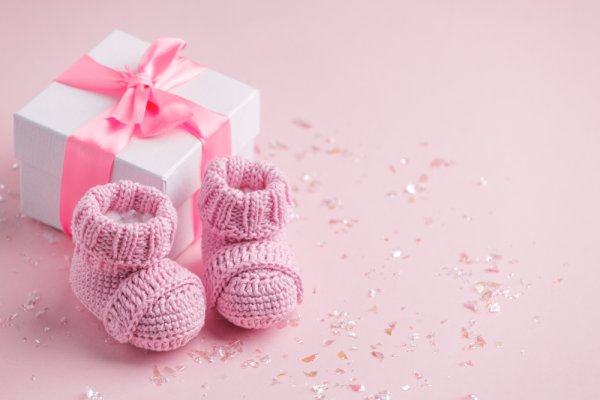 Top 30 quà tặng mẹ và bé ý nghĩa mừng bé chào đời (năm 2023)! Phiên bản mới nhất được lựa chọn bởi các chuyên gia quà tặng	