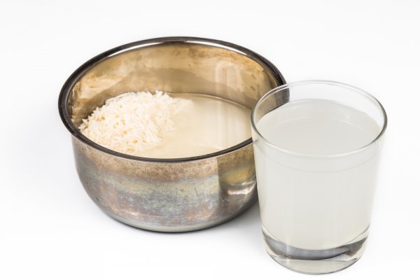 Go Through These Rice Water Uses, Get to Learn its Benefits & How You Can Include it in Your Daily Routine for Various Purposes from Including in Your Diet to Using in Skincare (2021)  