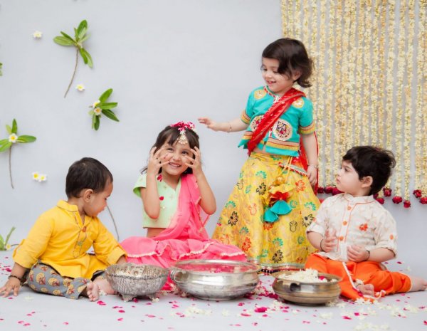 10 Oh So Adorable Lehengas for Your Baby Girl and 5 Tips to Help You Choose the Perfect One for Her (2020)