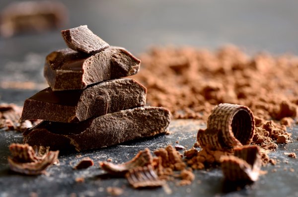 13 Rekomendasi Coklat Crunchy Pilihan Sempurna untuk Pecinta Cokelat (2023)