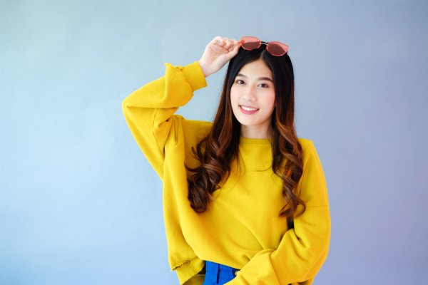 8 Rekomendasi Busana yang Bisa Membuat Anda Tampil Keren seperti K-Pop Idol (2019)