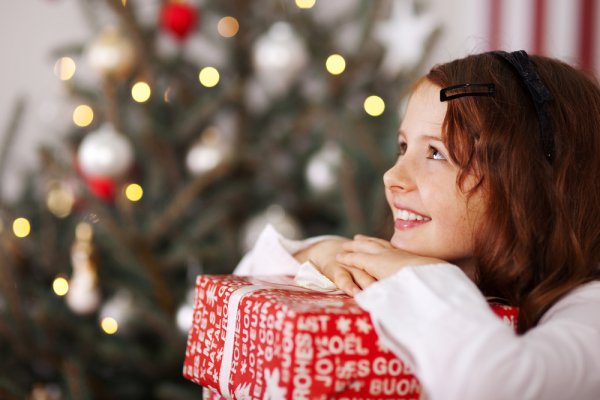 小学生の女の子に喜ばれるクリスマスメッセージとは 書き方のポイントや文例を徹底解説 ベストプレゼントガイド