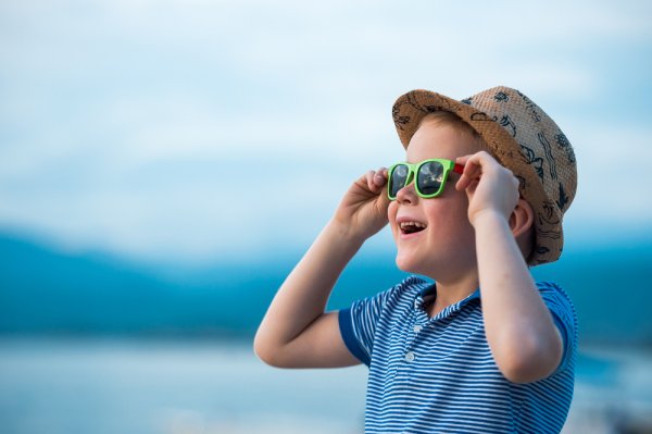 10 Rekomendasi Topi Anak yang Membuatnya Tampil Kekinian Sesuai dengan Outfit yang Pas (2022)