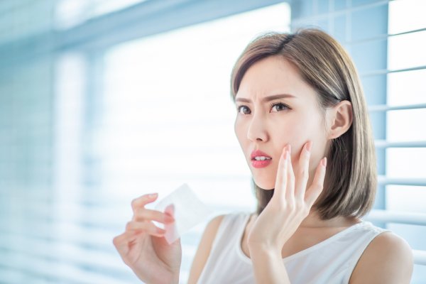 Inilah 30 Rangkaian Skincare untuk Kulit Berminyak dan Berjerawat dari Berbagai Produk Korea (2023)