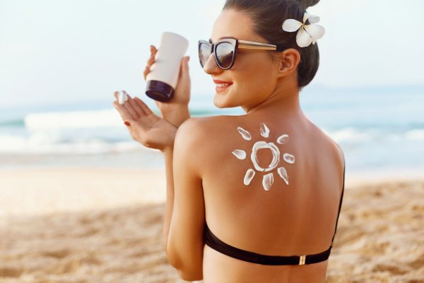 Shield Your Skin from the Scorching Summer Heat with the Best SPF 50 Sunscreen in India(2020)! Find the Best Sunscreens for Men and Women to Get the Best Sun Protection!