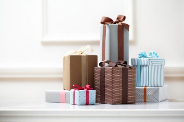 Planning Gifting in Bulk? Follow This Guide for the Best Bulk Gift Ideas for 2019