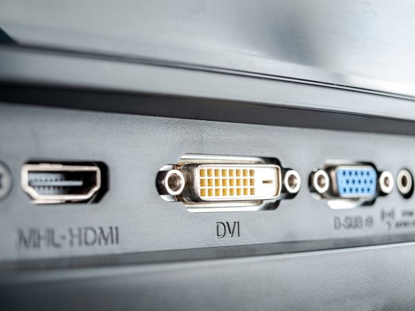10 Rekomendasi Monitor DVI dengan Spesifikasi Mumpuni (2023)