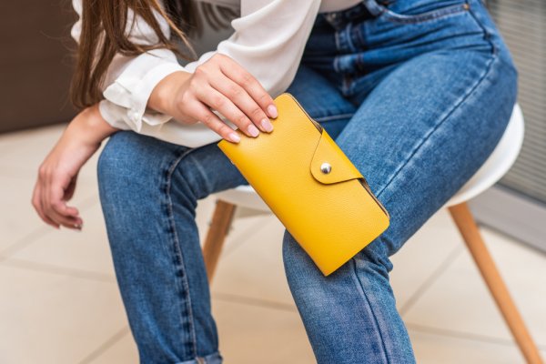 コムデギャルソン COMME des GARCONS メンズ レディース 2つ折り財布  