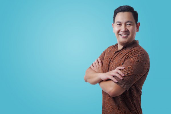 30 Rekomendasi Baju Batik Atasan Pria Kekinian untuk Tampil Maskulin dan Elegan di Setiap Kesempatan (2023)
