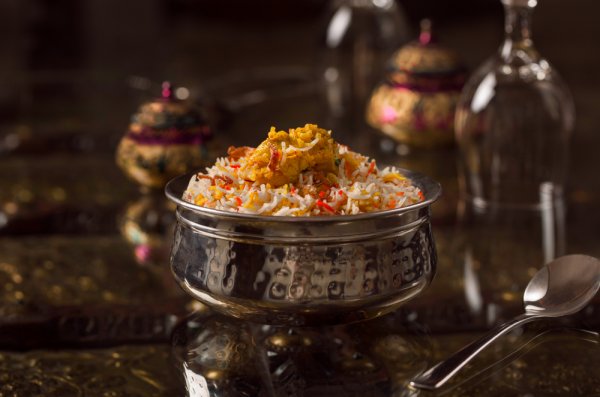 The Dish Whose Name is Enough to Make Your Mouth Water in No Time, Yes We're Talking About Biryani! Check Out the Top Restaurants that Serve the Best Biryani in Hyderabad (2020)