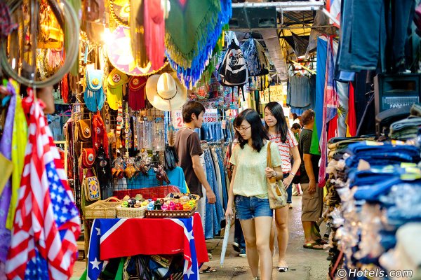 Make the Most of Your Bangkok Trip: What to Buy from Bangkok and the Places to Buy Them from (2019)