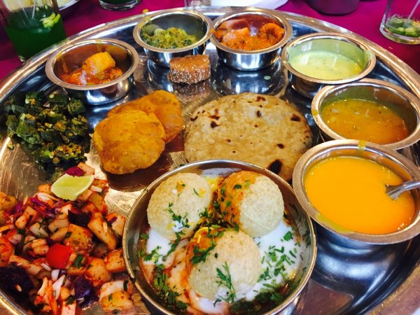 Where to Eat the Best Thali in Mumbai: 10 Places That Offer a Sumptuous Thali to Fill Your Heart and Tummy	(2019)