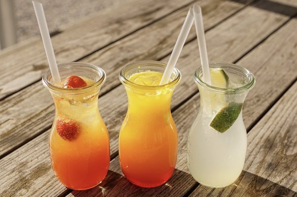 10 Rekomendasi Minuman Tradisional yang Baik untuk Menjaga Kesehatan Tubuh Anda