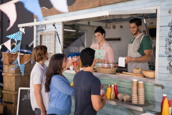 Menyelami Aneka Cita Rasa di Kota Metropolitan: 10 Rekomendasi Food Truck Terbaik di Jakarta! (2023)