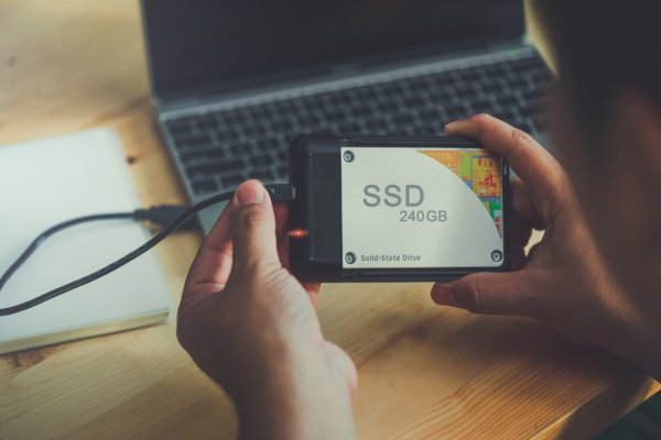 Kinerja Komputer tetap Optimal dengan 10 Rekomendasi SSD Terbaik (2023)