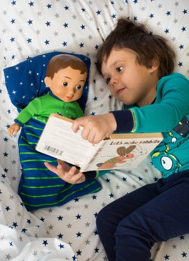 9 Mainan Boneka Lucu  dan Bermanfaat untuk Anak  Lelaki 