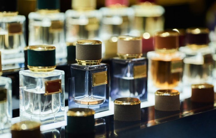 Tetap Wangi dan Memikat dengan 30 Rekomendasi Parfum Zara dari Pakar