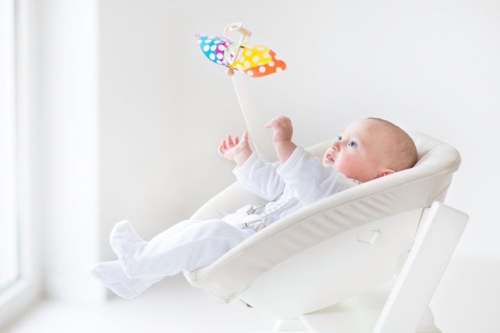 10 Rekomendasi Kursi  Goyang Bayi  yang  Nyaman untuk 