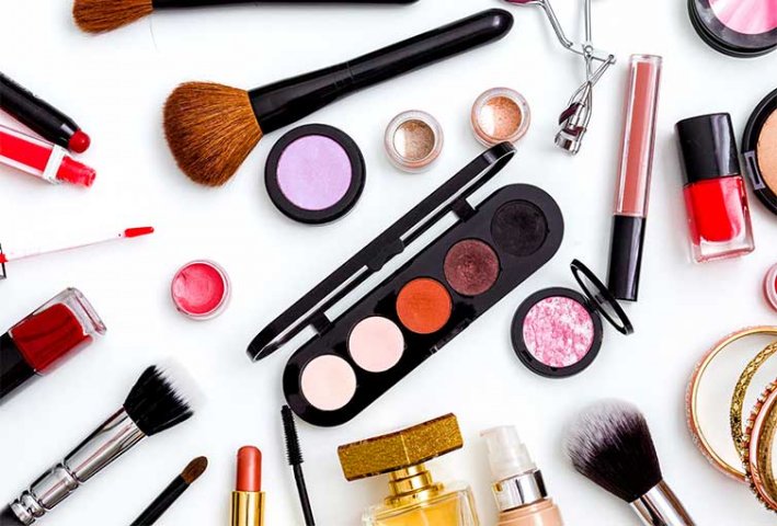 Ini Dia 13 Rekomendasi Merek Make Up Terbaik Dengan Produk Berkualitas