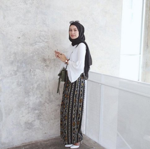 10 Rekomendasi Fashion Baju Wanita Muslim Terbaru di Tahun 2023