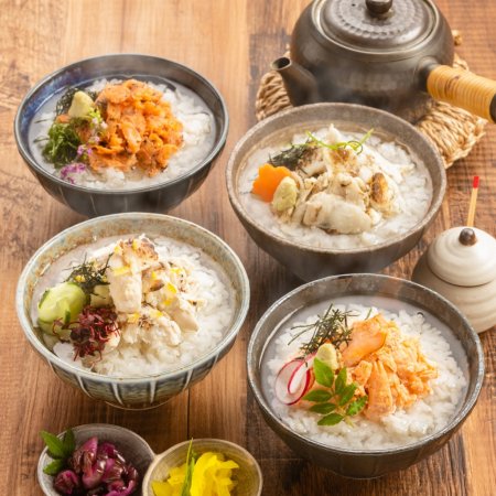 たっぷりの具材と炙りの香りが魅力！「贅沢だし茶漬け4種食べ比べギフトセット」の開発秘話をインタビュー｜魚匠えびす