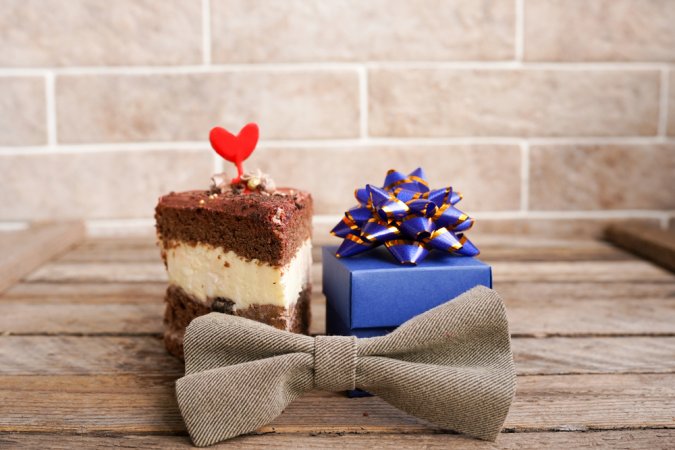 送料無料 北海道限定 ホワイトチョコケーキ1箱7号サイズ(約21cm）クリスマス  お歳暮 ギフト 贈り物