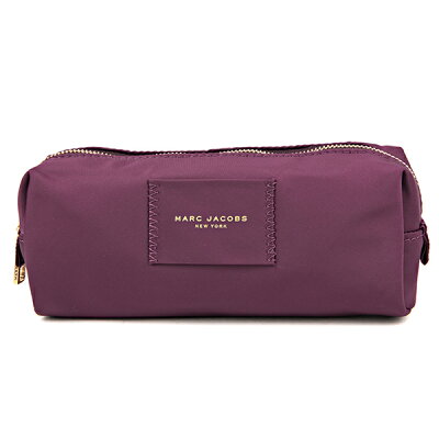 【最大3000円OFFクーポン配布中】マークジェイコブス ポーチ MARC JACOBS M0011159 535 ブランド小物 ナイロン ノット NYLON KNOT ナロー コスメティック ケース レディース PLUM(プラム) パープル系 ロゴプレート 軽量 シンプル カジュアル【 送料無料】