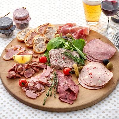 家飲み・オードブルセット 送料無料 ハム ソーセージ ギフト 生ハム おつまみ ワイン 合鴨の燻製 牛タン 砂肝スモーク スパイシーポーク モルタデラ ビアヴルストスライス ポークリエット パーティー 巣ごもり 宅飲み オンライン飲み会 プレゼント 食品 お中元 御中元