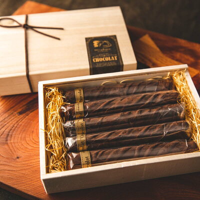 シガーショコラ(5本セット)◆葉巻 栗 蜂蜜 父の日【decadence du chocolat デカダンスドゥショコラ チョコレート チョコ ショコラトリー 敬老の日 お菓子 ギフトセット 退職祝 特別 手土産 東京土産 贈り物 プレゼント 挨拶 志 ご褒美 人気 食べてみたい】