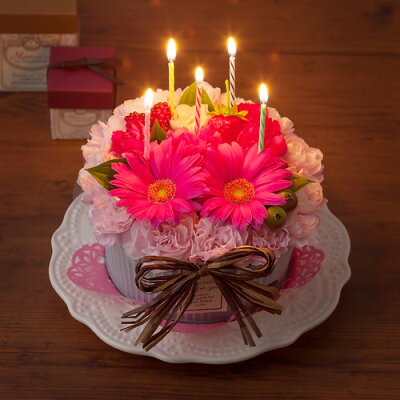 「フラワーケーキ〜ストロベリー〜」【アレンジメントフラワー】キャンドル付き 花 ギフト 誕生日 結婚記念 生花 フラワー プレゼント お祝い 記念 贈り物 開店祝い 送別会 歓送迎会 新築祝い 発表会 定年 退職 感謝 ガーベラ