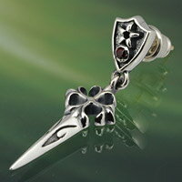 【ポイント5倍】シルバー アクセサリー シルバーピアス シルバー925 ダガー スター 星 ガーネット メンズ キャッチ付き イヤリング 短剣 盾 K18ポスト 18Kポスト