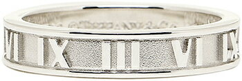 Tiffany&Co. ティファニー 指輪アトラスナローリング浮び上るローマ数字スターリングシルバー アクセサリーATLAS NARROW RINGペアリングとしてもオススメUS4.0〜11.5(日本サイズ約9号〜約25号)